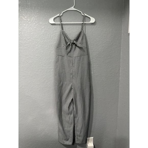 Forever 21 Size Small‎ Gingham Black And White Romper/Jumpsuit - Picture 2 of 5